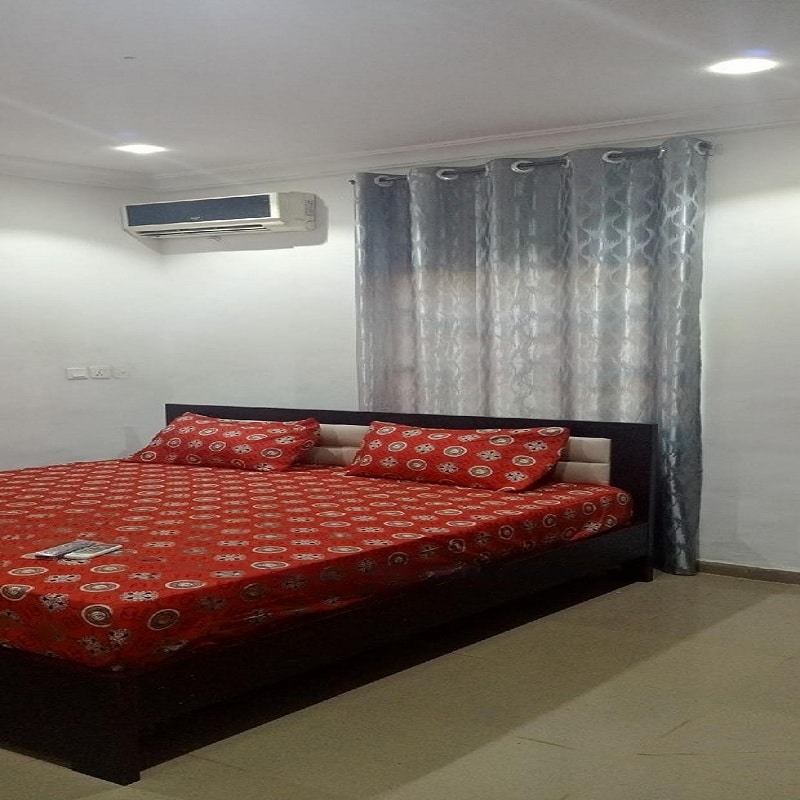 White Castle Service Apartment