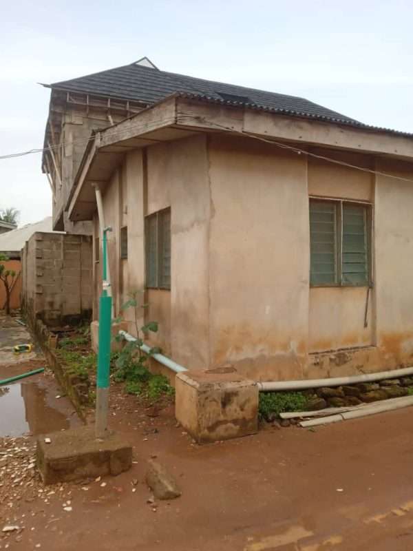 3 bedroom with half plot land